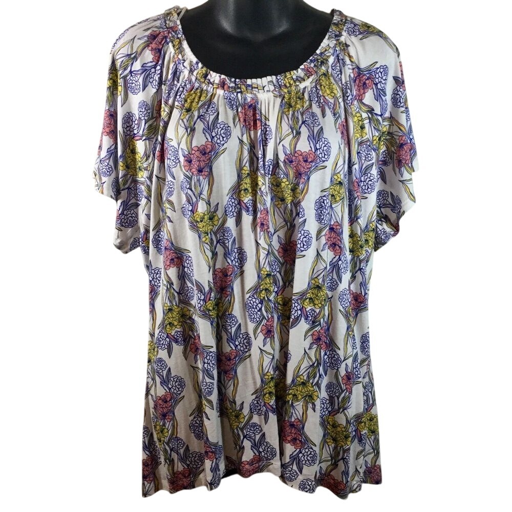 NWOT Woman's Jaclyn Smith top blouse shirt size 1X short sleeve floral Viscose